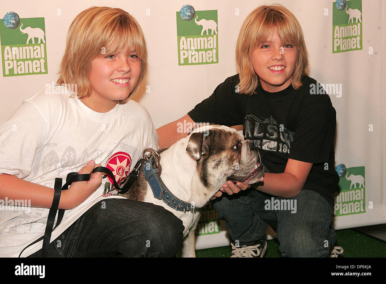 Oct 18, 2006 ; Hollywood, CA, USA ; Acteurs Dylan Sprouse et Cole Sprouse pendant les arrivées à l'Animal Planet's ROARin per »Howl-O-Ween Bash tenue au Highlands Hollywood à Hollywood, CA. Crédit obligatoire : Photo par Jerome Ware/ZUMA Press. (©) Copyright 2006 by Jerome Ware Banque D'Images