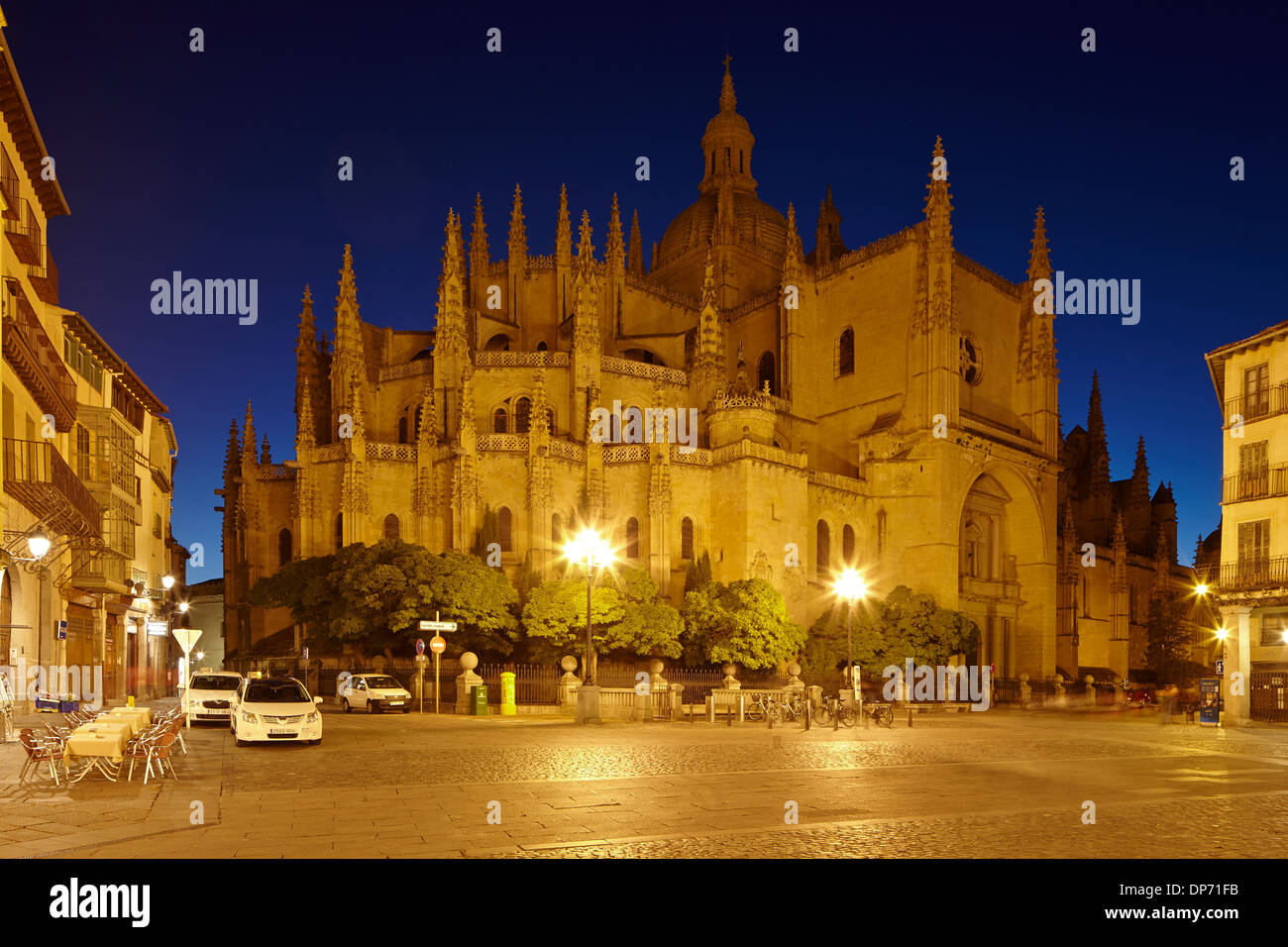 Cathédrale de Ségovie la nuit Banque D'Images