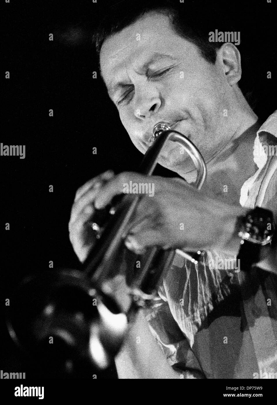 Jul 01, 2006 - Vancouver, Colombie-Britannique, Canada - trompettiste de jazz norvégien Nils Petter Molvaer effectue au Commodore Ballroom à Vancouver. Molvaer est considérée comme une pionnière dans le nu-jazz et surtout la fusion du jazz et de la musique électronique. (Crédit Image : © Sergei Bachlakov/ZUMApress.com) Banque D'Images