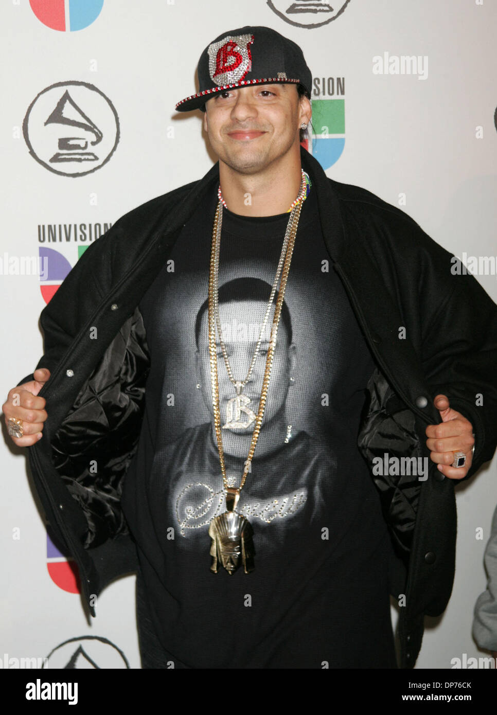 Nov 02, 2006 ; New York, NY, USA ; Don Dinero lors de l'arrivée pour la 7ème édition des Latin Grammy Awards tenue au Madison Square Garden. Crédit obligatoire : Photo par Nancy/Kaszerman ZUMA Press. (©) Copyright 2006 by Kaszerman Banque D'Images