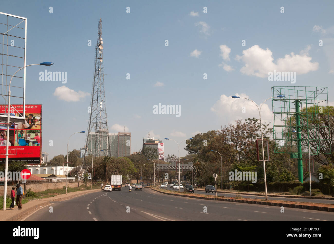 Voix de la radio et des communications du Kenya tour sur autoroute Uhuru Nairobi Kenya Afrique Banque D'Images