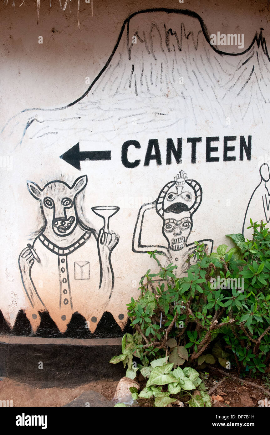 L'Afrique de l'imagination d'art dessins et graffitis au côté route duka shopping halte touristique juste au nord de l'Afrique Kenya Namanga Banque D'Images