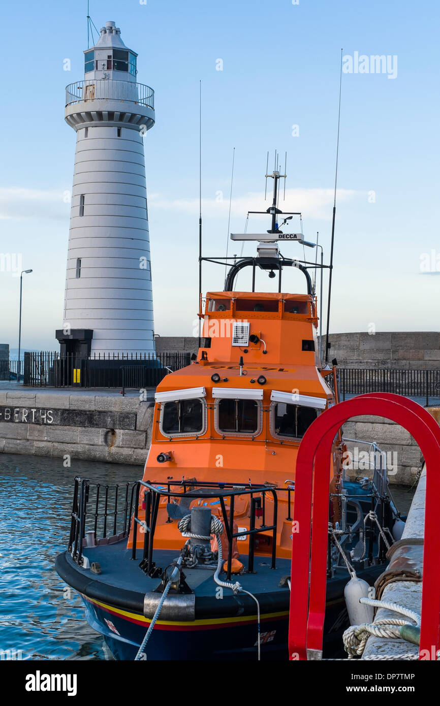 Donaghadee phare et de sauvetage Banque D'Images