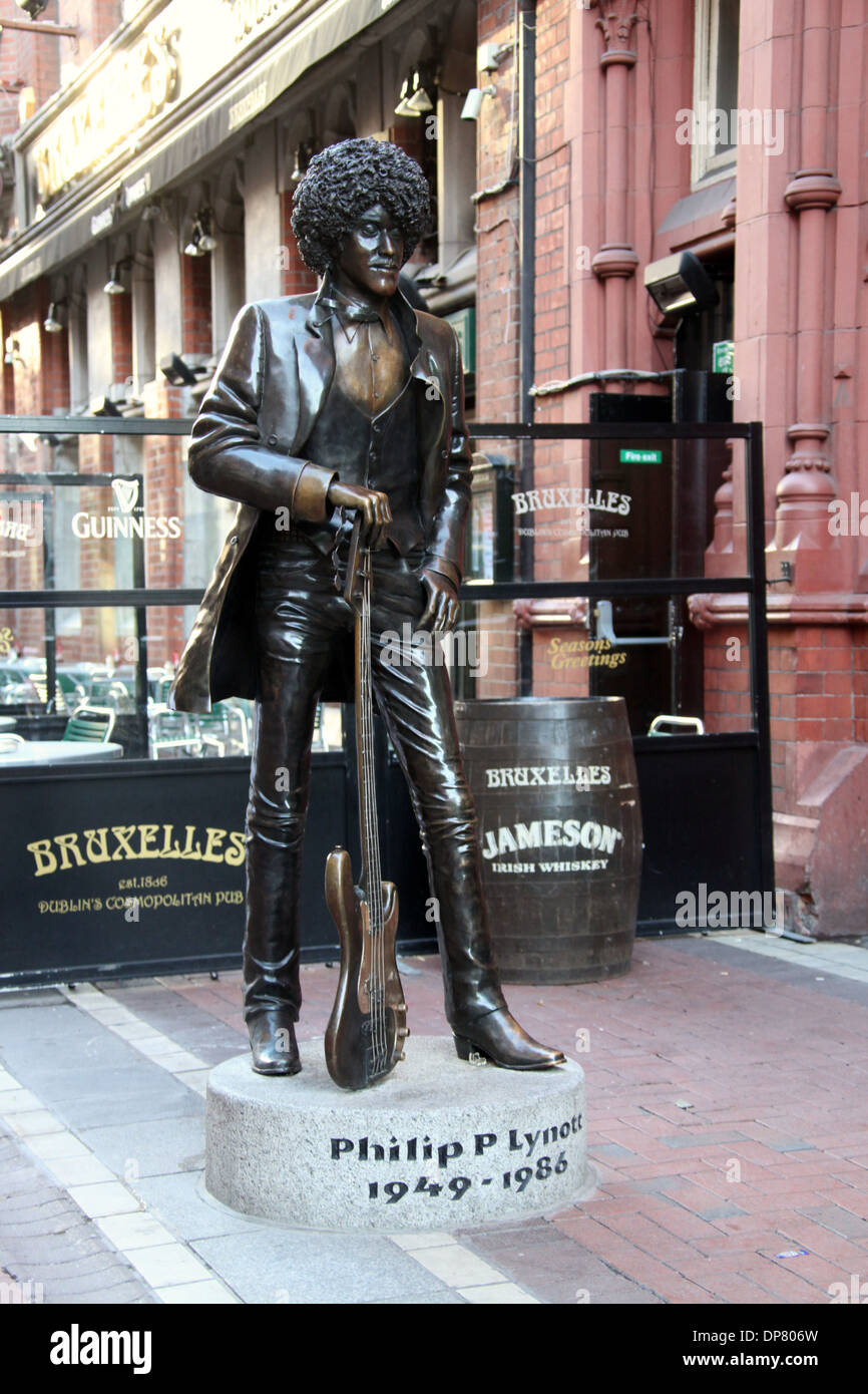 Phil lynott statue dublin Banque de photographies et d’images à haute résolution Alamy