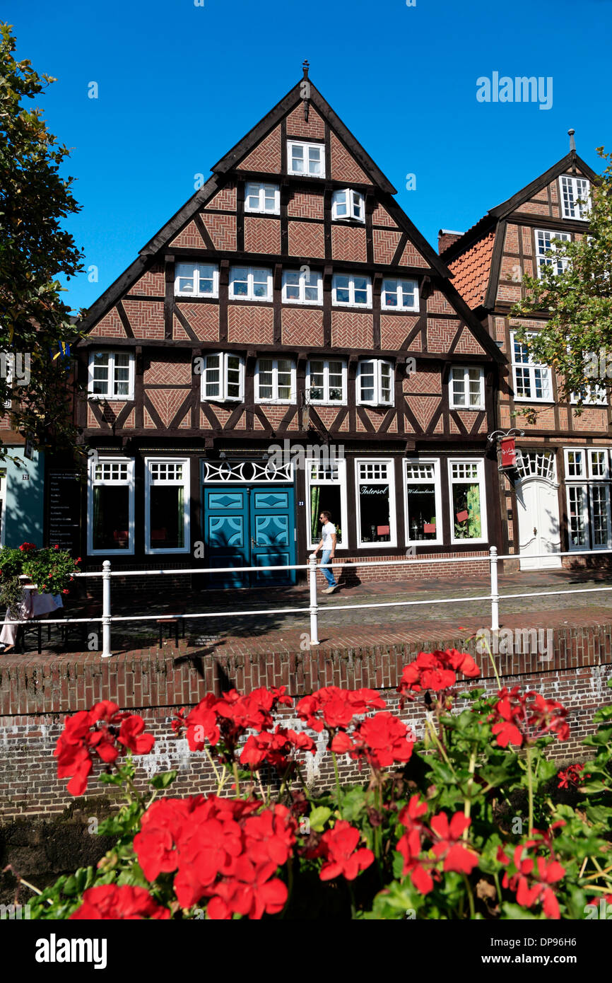 Maisons anciennes à Buxtehude, Altes Land area, Basse-Saxe, Allemagne, Europe Banque D'Images