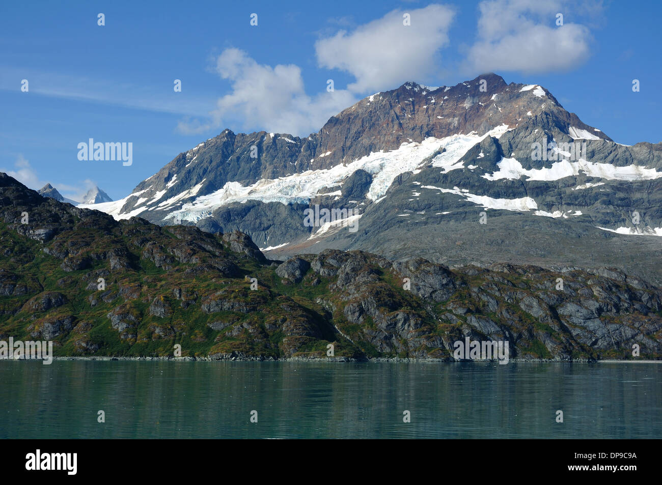 Mont Cuivre près de Lambplugh Glacier, Glacier Bay National Park, Alaska Banque D'Images
