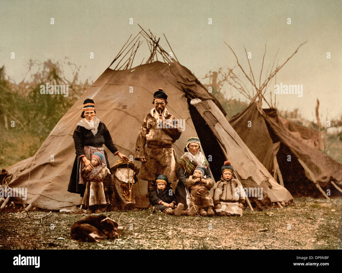 Une famille de Lapp, Norvège, vers 1900 Banque D'Images Une famille de Lapp, Norvège, vers 1900 Banque D'Images