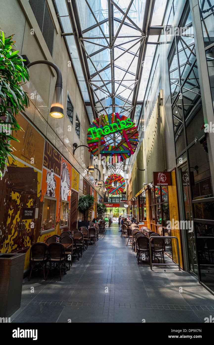 Un café dans le centre de l'arcade Melourne Banque D'Images