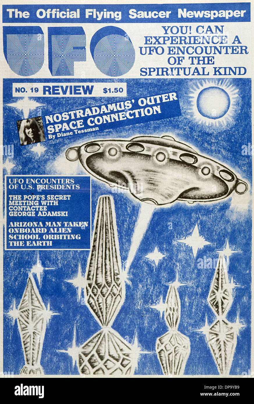 UFO REVIEW Numéro 19 Banque D'Images