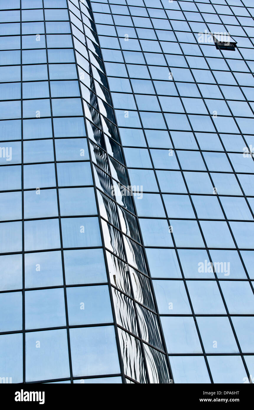 Fenêtre ouverte d'un hôtel Banque D'Images