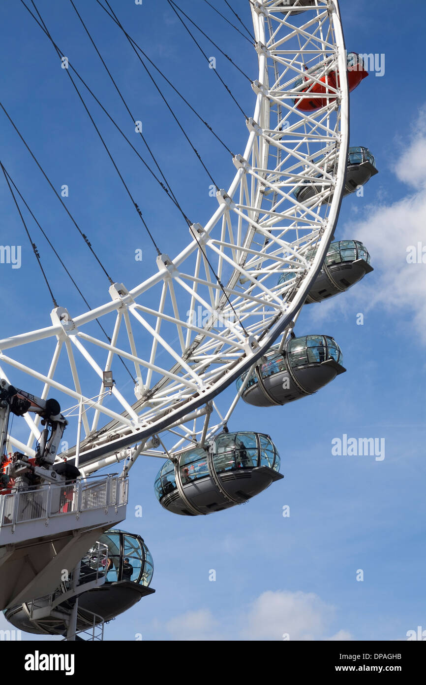 London Eye, grande roue du millénaire, Southbank, Londres Banque D'Images