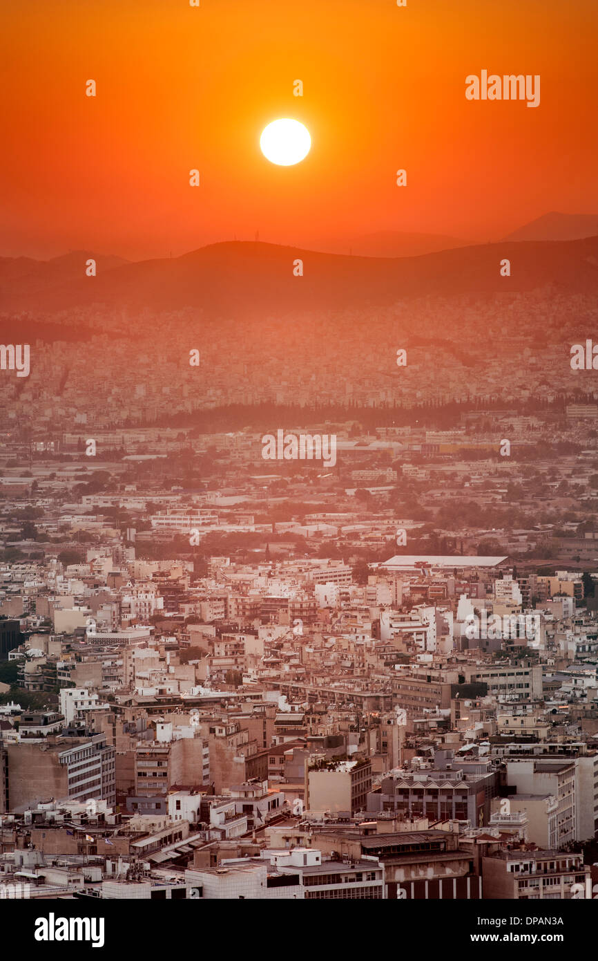 Coucher de soleil sur Athènes, la capitale de la Grèce. Banque D'Images