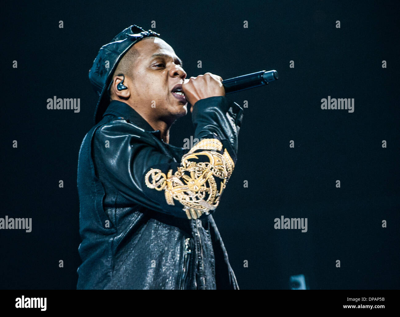 Chicago, Illinois, USA. 9 janvier 2014. Jay Z (Shawn Carter) d'effectuer à l'United Center de Chicago au cours de sa tournée mondiale "Magna Carter'. 9 janvier 2014 Crédit : Brigette Sullivan/Alamy Live News Banque D'Images