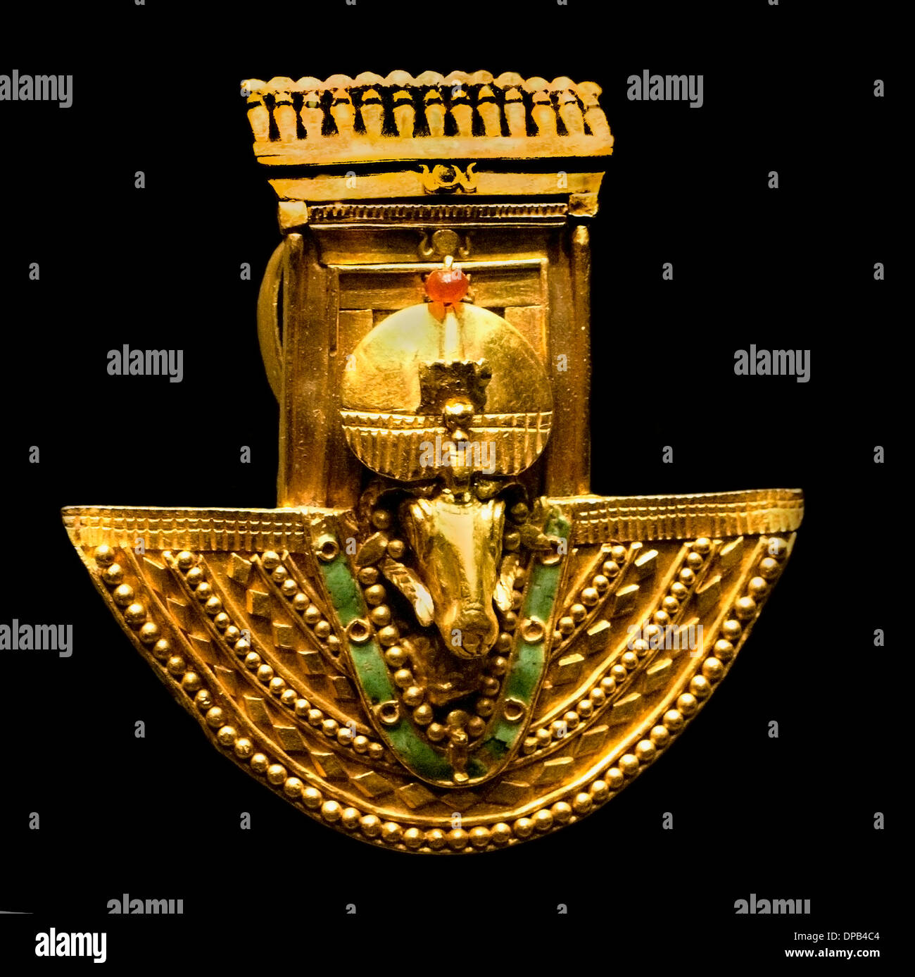 Bague en or avec une tête de béliers Méroé Méroïtique capitale Napata Nubie Égypte Royaume 1 - 2 Soudan AD 100 Banque D'Images