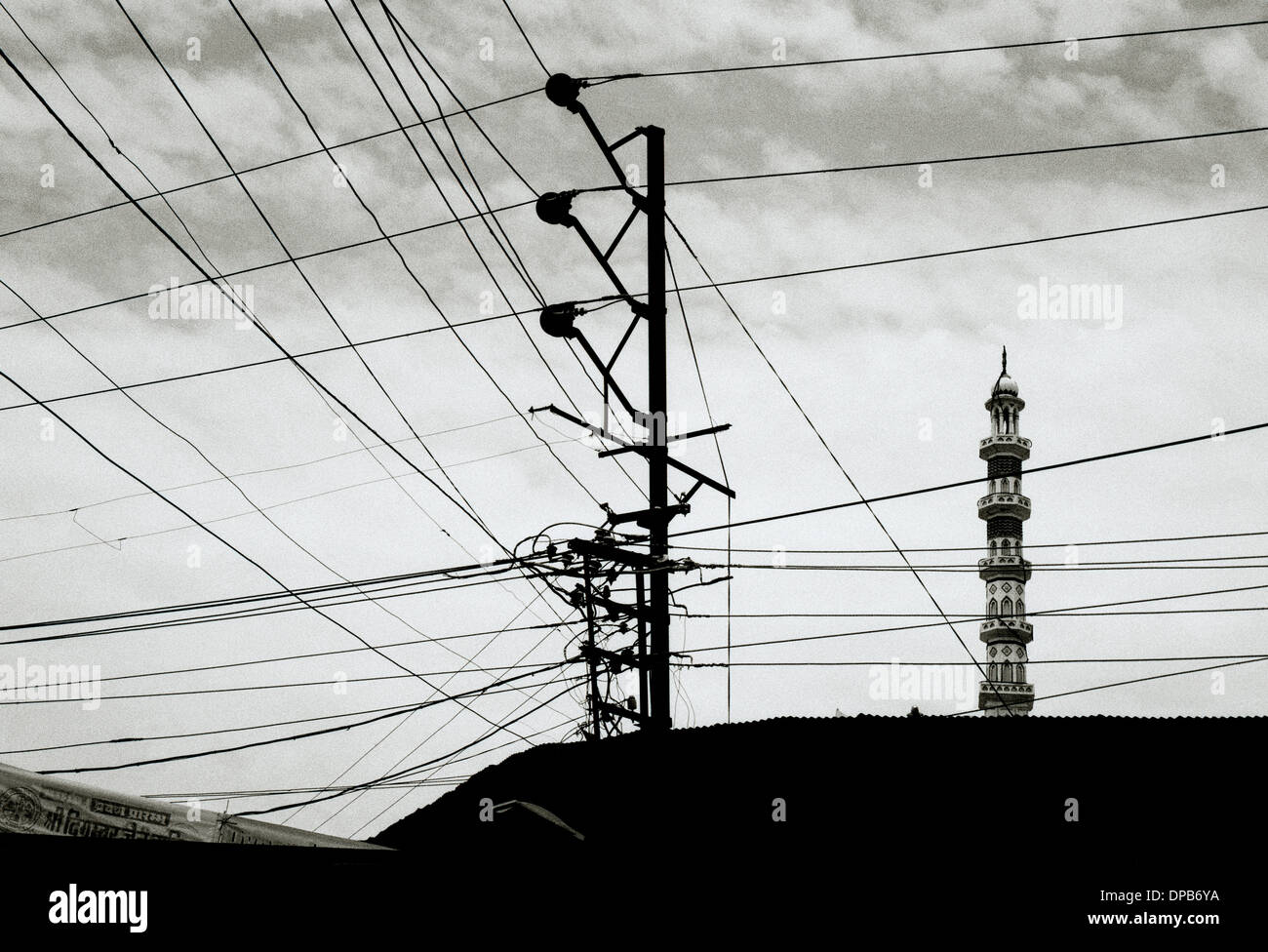 La photographie de voyage - la vie urbaine et la religion à Udaipur au Rajasthan en Inde en Asie du Sud. Communication de la technologie musulman musulmane analogique Banque D'Images