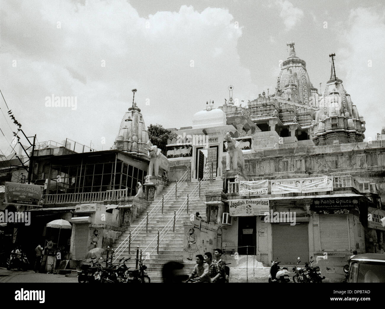 Jagdish Temple à Udaipur au Rajasthan en Inde en Asie du Sud. La religion hindoue la prière Culture Histoire Art Sculpture Architecture Bâtiment Voyage Banque D'Images