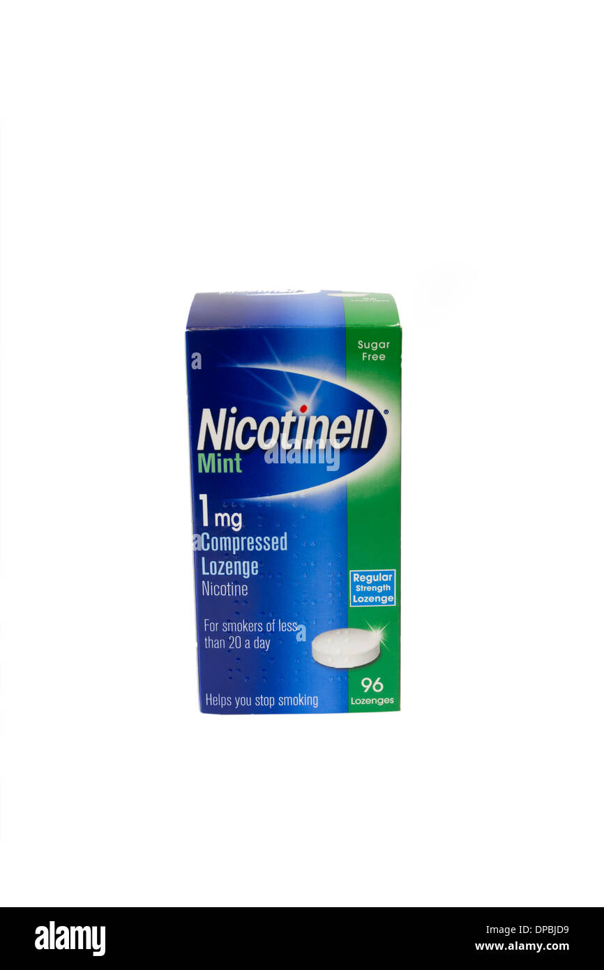 Une boîte de pastilles Nicotinell utilisée pour aider les gens à arrêter de fumer Banque D'Images