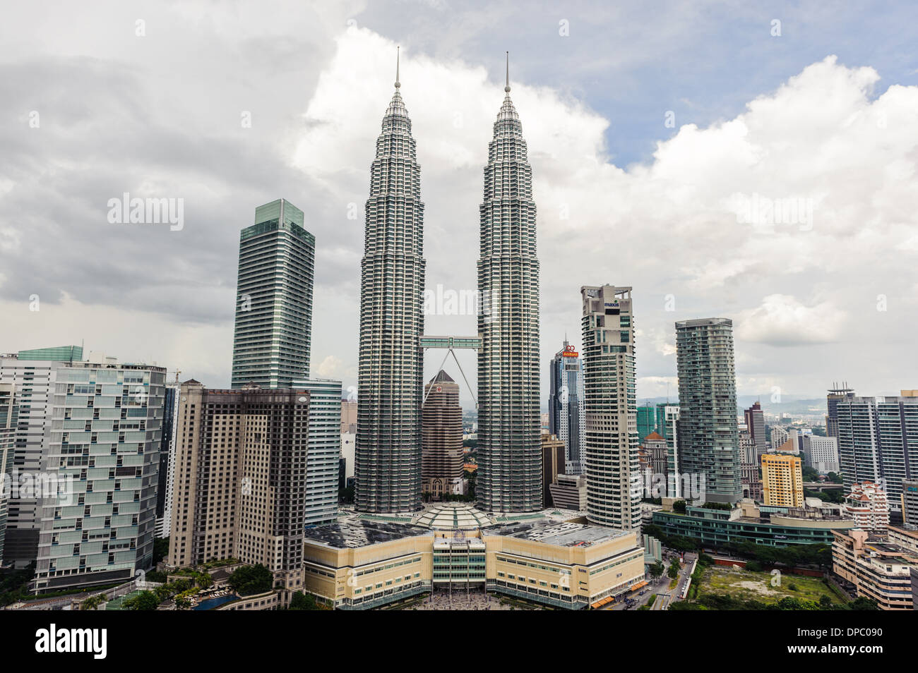 Les tours Petronas, Kuala Lumpur, Malaisie, Asie Banque D'Images
