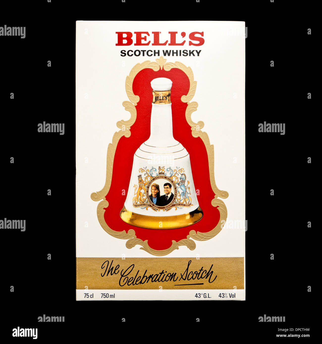 Bell's Scotch Whisky carafe en porcelaine faites par Wade, commémorant le mariage de Son Altesse Royale le prince Andrew et Mlle Sarah Ferguson Banque D'Images