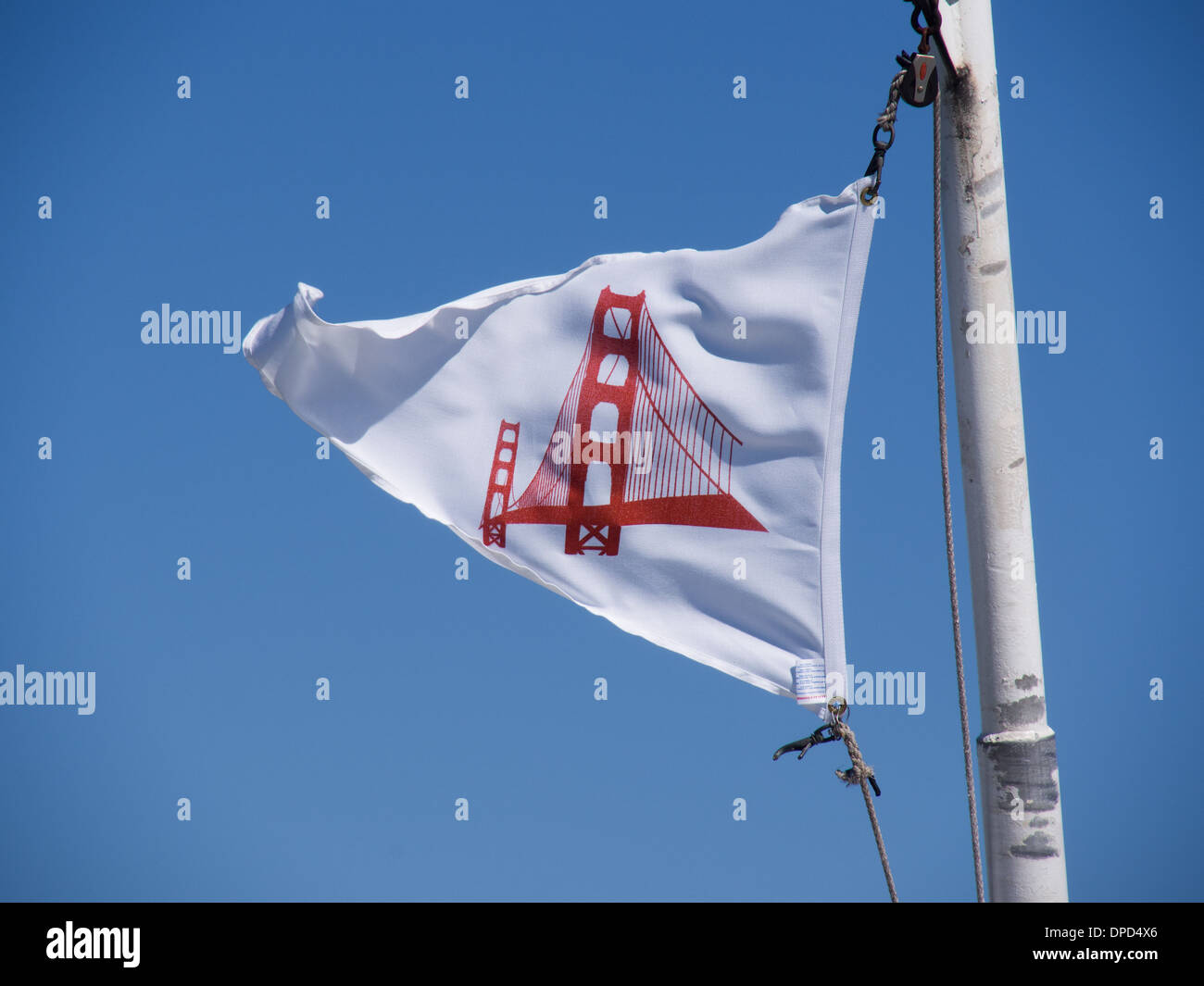 San Francisco Bridge drapeau sur le traversier Saulsalito Banque D'Images