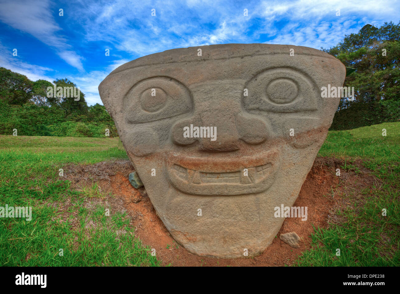 Dieu Soleil statue, Parc archéologique de San Agustin, la Colombie, l'an 3000 statues de la culture inconnue Banque D'Images