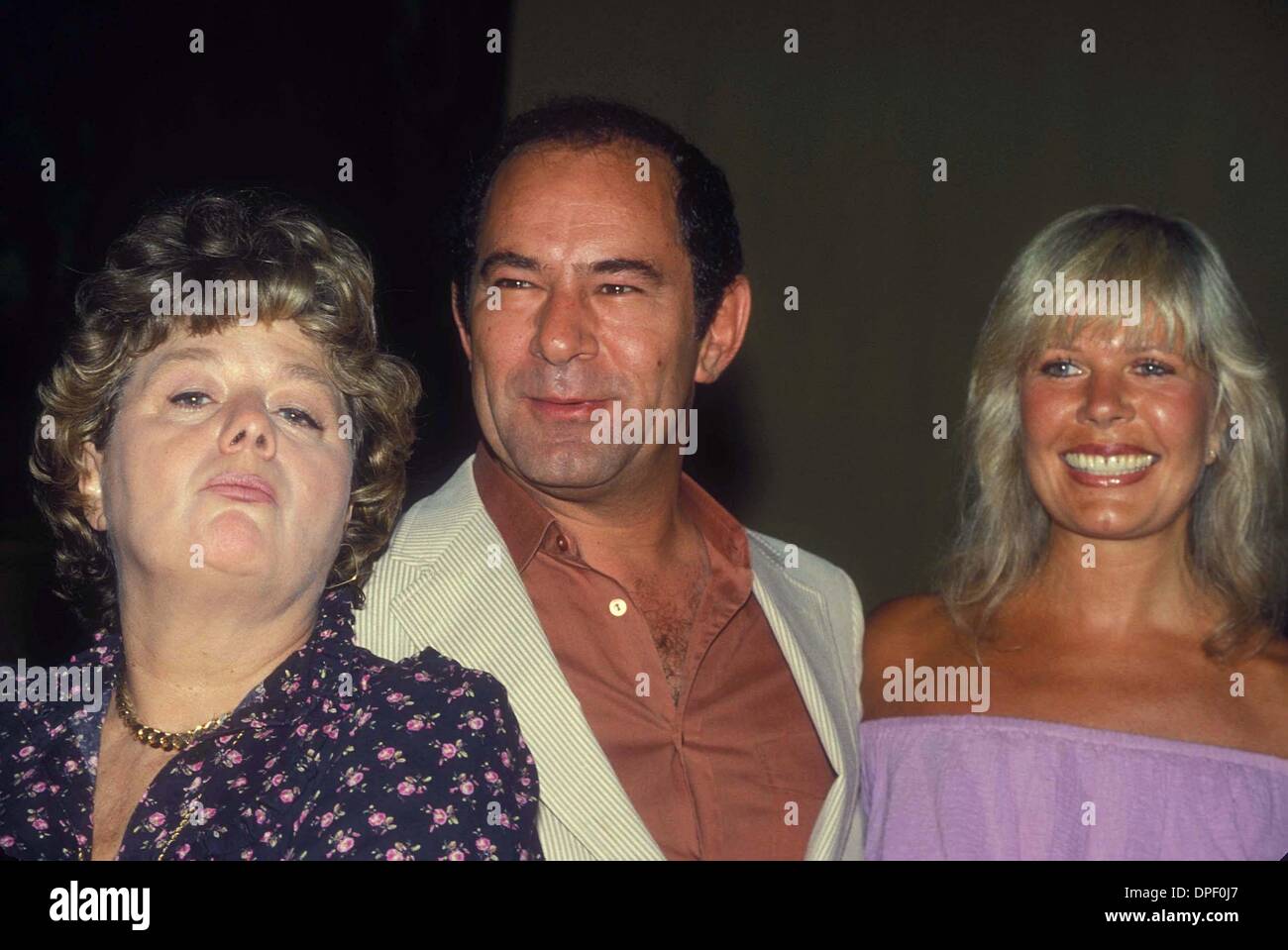Juin 27, 2006 - LORETTA SWIT AVEC STUART MARGOLIN ET SHELLEY WINTERS 1981.E0750.FOURNI PAR PHOTOS, INC. (Crédit Image : © Globe Photos/ZUMApress.com) Banque D'Images