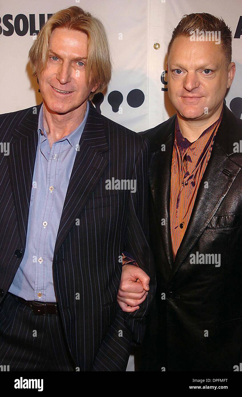 Mar. 27, 2006 - New York, New York, États-Unis - 17E CONGRÈS ANNUEL GLAAD MEDIA AWARDS.NEW YORK MARRIOTT MARQUIS 03-27-2006. - 2006.ANDY BELL ET VINCE CLARKE.K47330JKRON(Credit Image : © John Krondes Globe/ZUMAPRESS.com)/Photos Banque D'Images