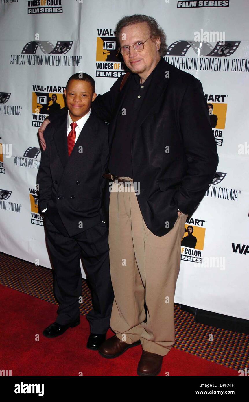 26 octobre 2006 - New York, New York, États-Unis - .K50454JKRON.9E CONGRÈS ANNUEL DES FEMMES AFRO-AMÉRICAINS DANS LE CINÉMA FILM FESTIVAL PROJECTION SPÉCIALE DE MON FRÈRE AVEC VANESSA WILLIAMS.cinémas de New York NEW YORK New York 10-26-2006. - 2006.DONOVAN JENNINGS ET ANTHONY LOVER(Image Crédit : © John Krondes Globe/ZUMAPRESS.com)/Photos Banque D'Images