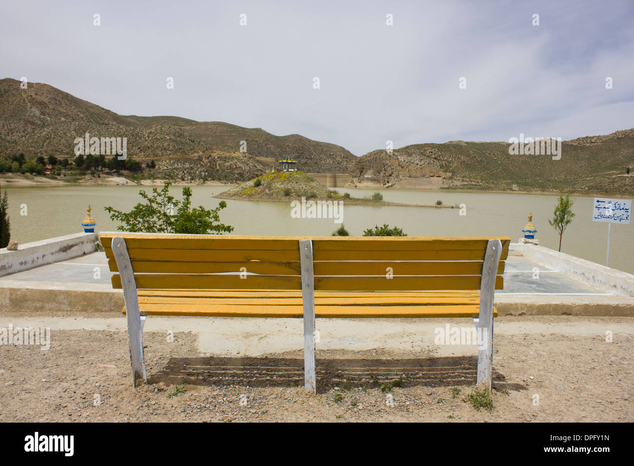 Banc près du lac Banque D'Images