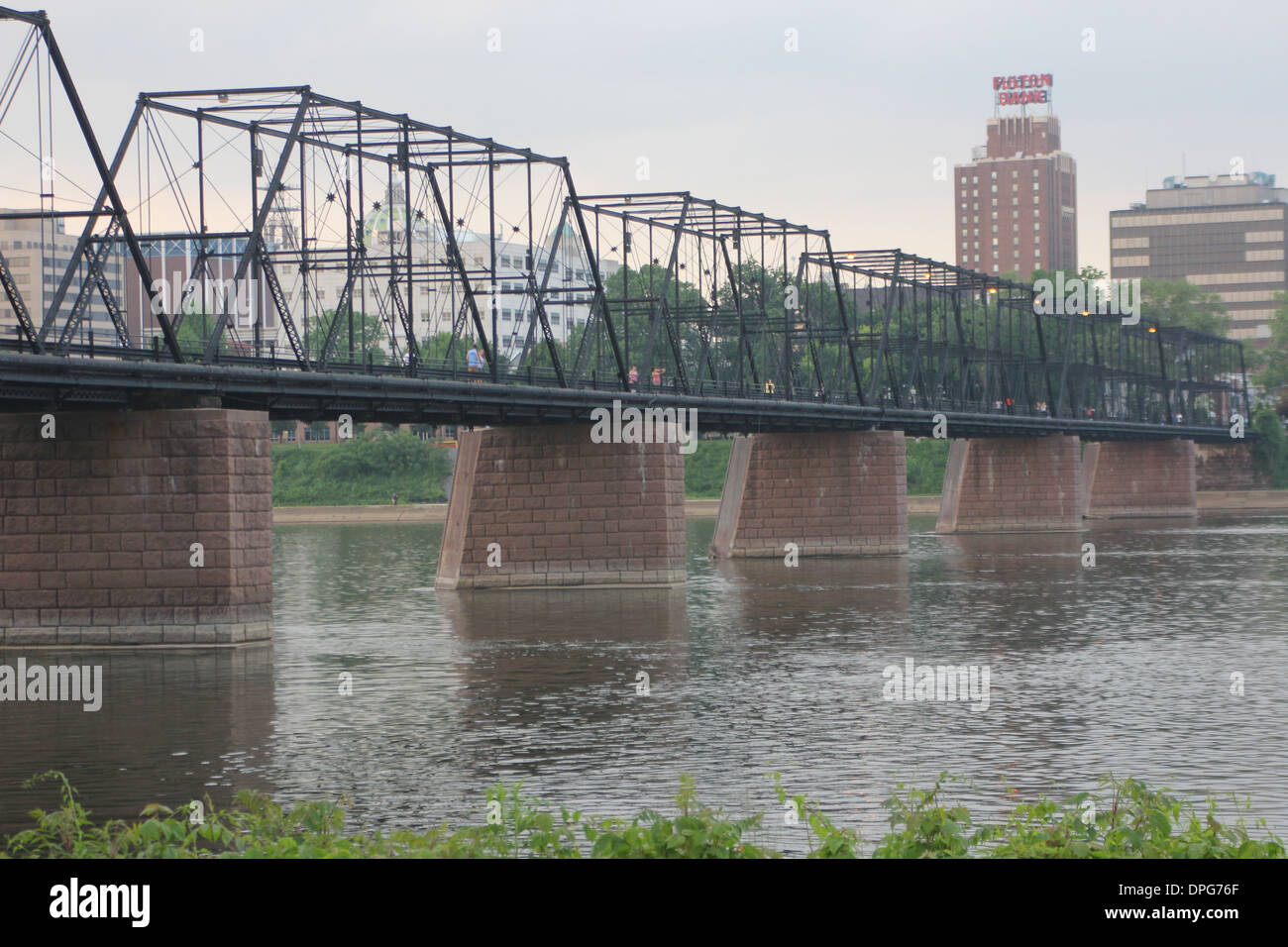 Le Walnut Street Bridge aussi connu sous le nom de People's Bridge, est un pont en treillis, Harrisburg, Pennsylvanie Banque D'Images