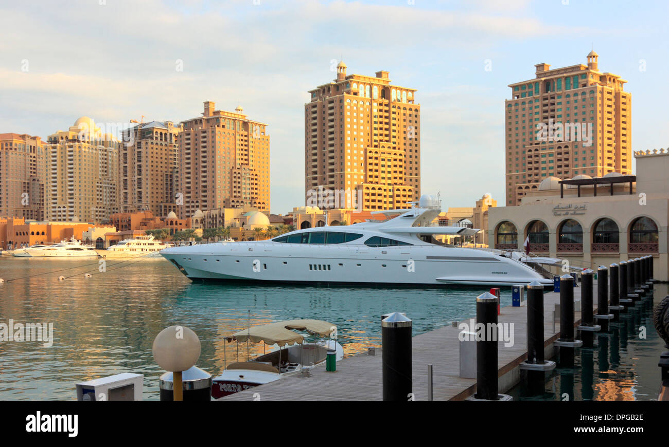 Le Pearl Marina, Doha, Qatar Banque D'Images