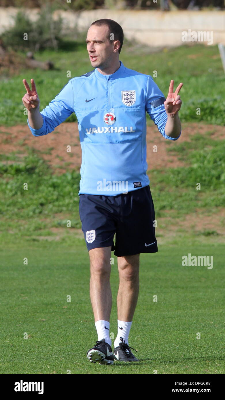 La Manga Club, Espagne. 14Th Jan, 2014. Angleterre femmes Football équipe sont mis à l'épreuve dans la formation par nouvel entraîneur-chef Mark Sampson avant leur match amical contre la Norvège jeudi. Crédit Ph : Tony Henshaw/Alamy Live News Banque D'Images