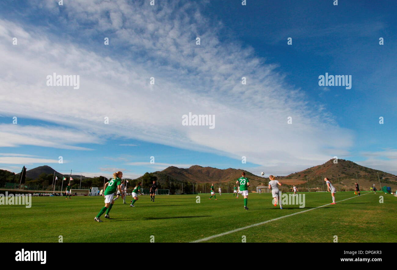 La Manga Club, Espagne. 14Th Jan, 2014. Women's Friendly International. Irlande / Pays-Bas. Crédit : Tony Henshaw/Alamy Live News Banque D'Images