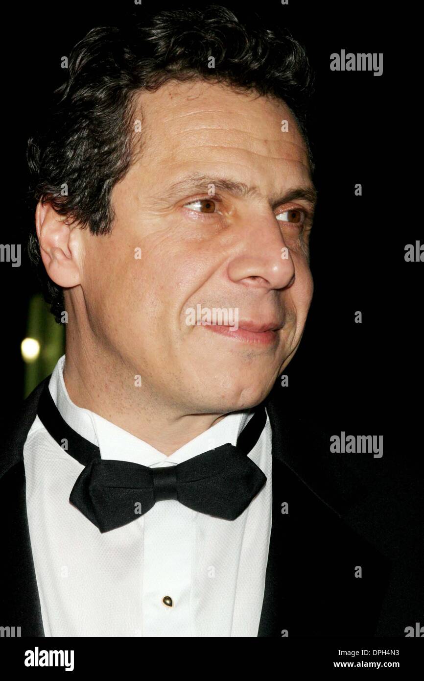 28 novembre 2006 - New York, New York, États-Unis - K50897ML.L'UNICEF SNOWFLAKE BALL À CIPRIANI . NEW YORK New York 11-28-2006. - ANDREW CUOMO(Image Crédit : © Mitchell Levy/Photos/ZUMAPRESS.com) Globe Banque D'Images