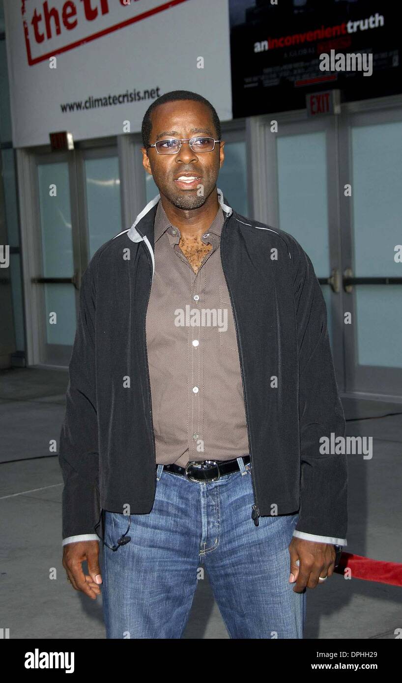 20 juillet 2006 - Hollywood, Californie, États-Unis - Courtney B. Vance au cours du Los Angeles première du nouveau film SHADOWBOXER - VF tenue à l'Arclight Théâtres, le 19 juillet 2006, à Los Angeles.. Superstar / Images - K49044MG(Image Crédit : © Michael Germana/Globe Photos/ZUMAPRESS.com) Banque D'Images