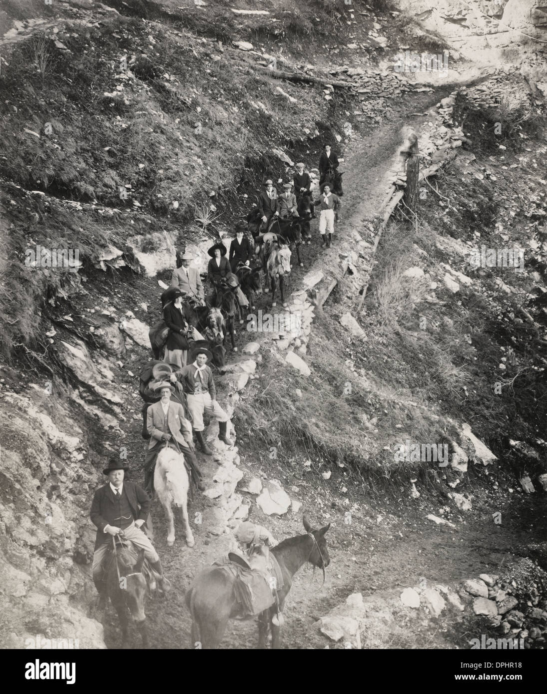 Le Colonel Roosevelt's party en ordre décroissant le Bright Angel Trail, Grand Canyon, 1911 Banque D'Images