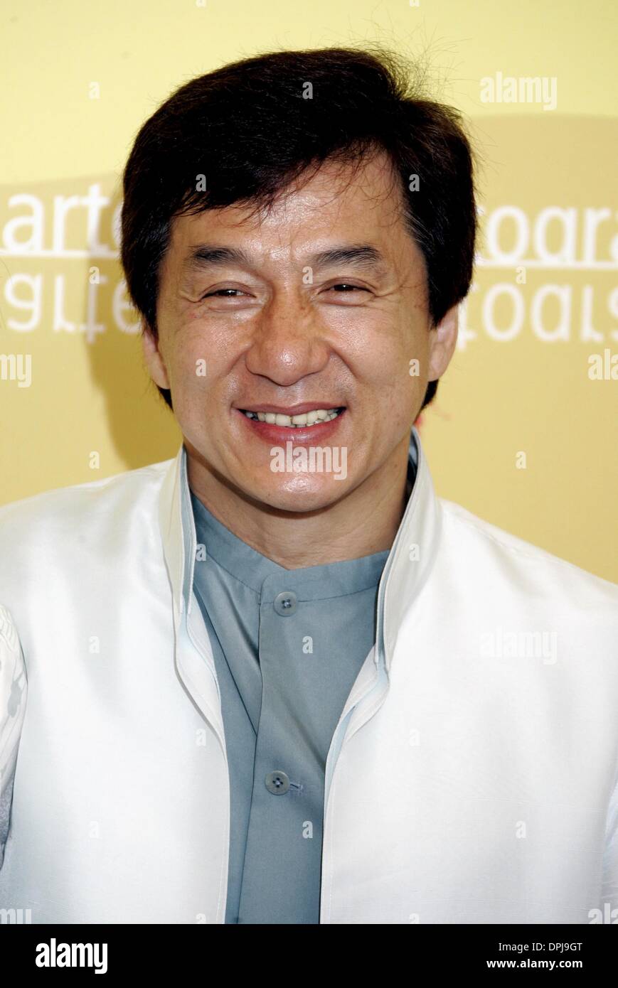 10 octobre 2006 - 63e Festival du Film de Venise, Venise, Italie - JACKIE CHAN.acteur.ROB-B-HOOD, PHOTOCALL.63ème FESTIVAL DU FILM DE VENISE, Venise, Italie.08-Sep-06.LAS73498.Crédit : - K50574(Image : © Crédit Photos Globe/ZUMAPRESS.com) Banque D'Images