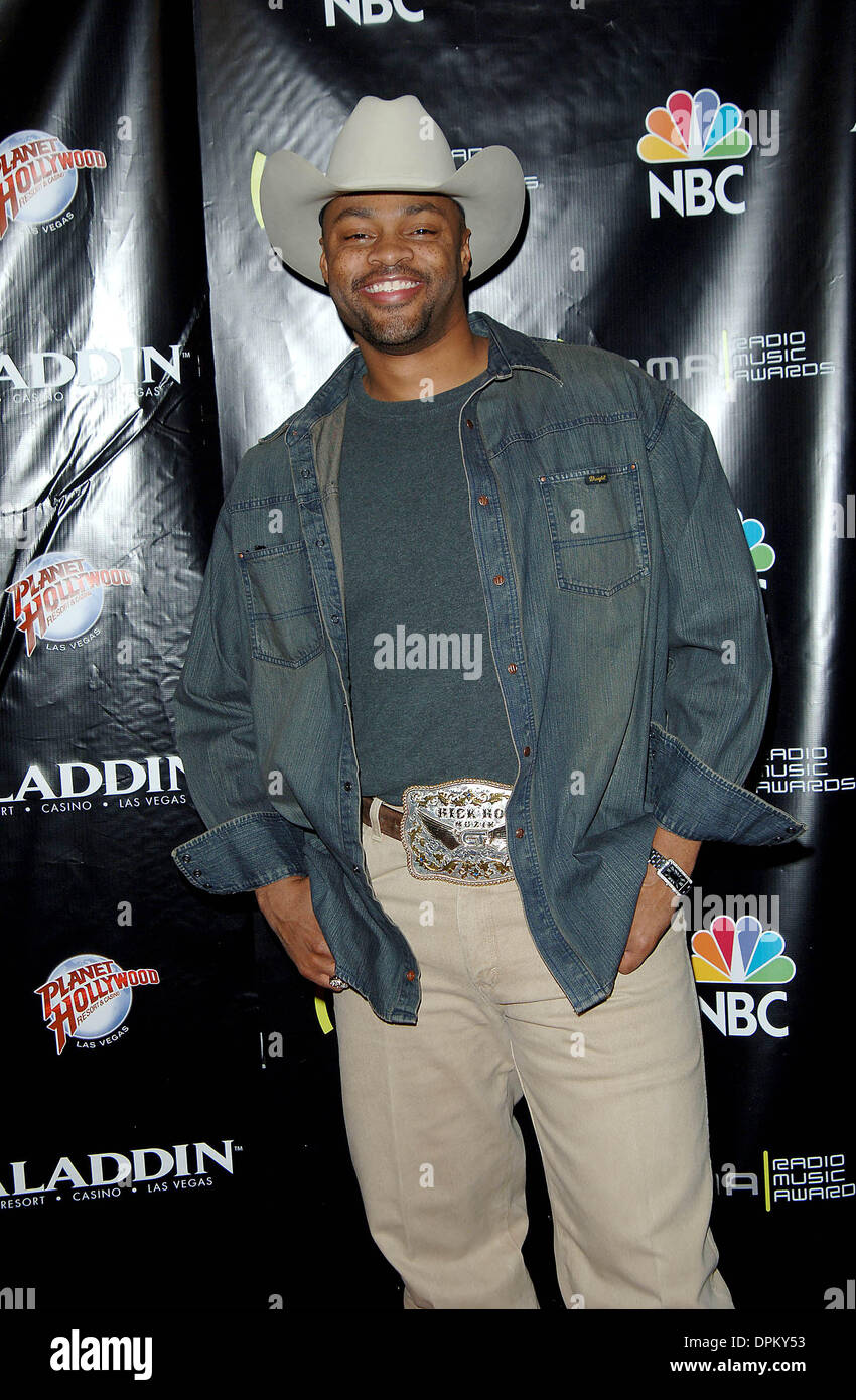 20 déc., 2005 - Las Vegas, Nevada, USA - K46073FB.2005 RADIO MUSIC AWARD LES ARRIVÉES À L'ALADDIN.HOTEL AND CASINO LAS VEGAS, NEVADA..12/19/2005. BARRETT FITZROY / 2005.COWBOY TROY(Image Crédit : © Globe Photos/ZUMAPRESS.com) Banque D'Images