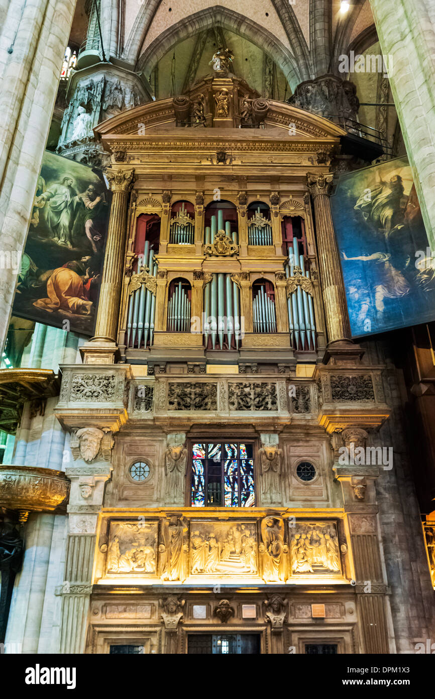 Orgue de la cathédrale de Milan (Duomo) Banque D'Images