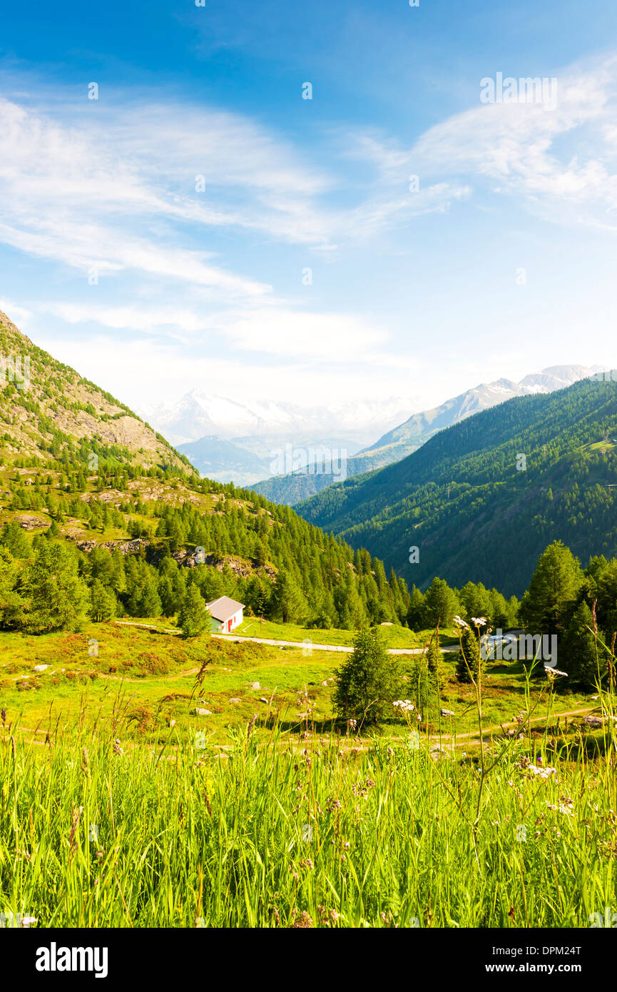 Alpes Suisses vue depuis le col du Simplon sur la frontière italienne Suisse Banque D'Images