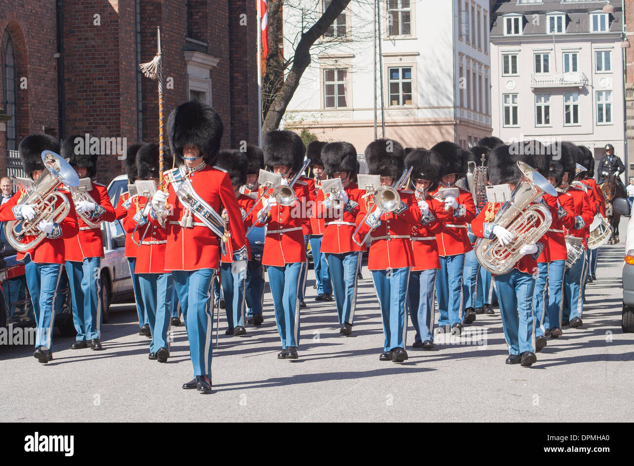 Marching Band militaire d'Amalienborg Palace à l'occasion de l'anniversaire de la Reine, Copenhague, Danemark Banque D'Images