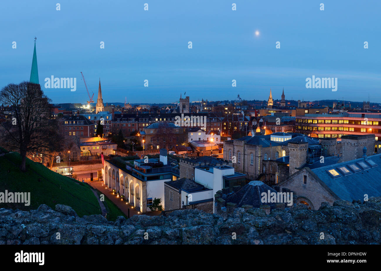 Centre-ville d'Oxford skyline vue du château Banque D'Images