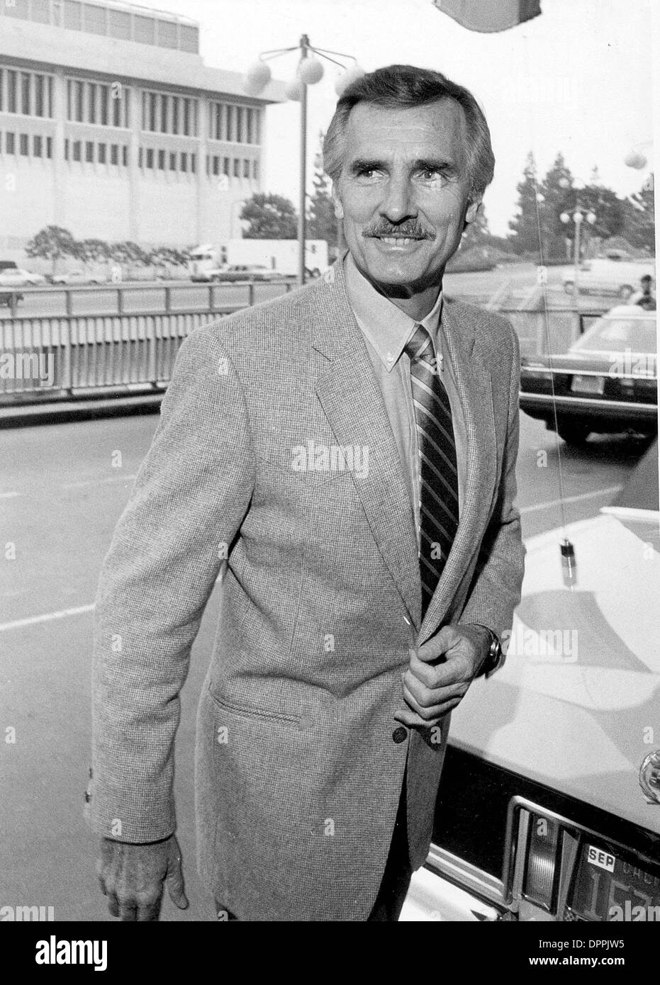 27 février 2006 - Dennis Weaver.FOURNI PAR (crédit Image : © Globe Photos/ZUMAPRESS.com) Banque D'Images