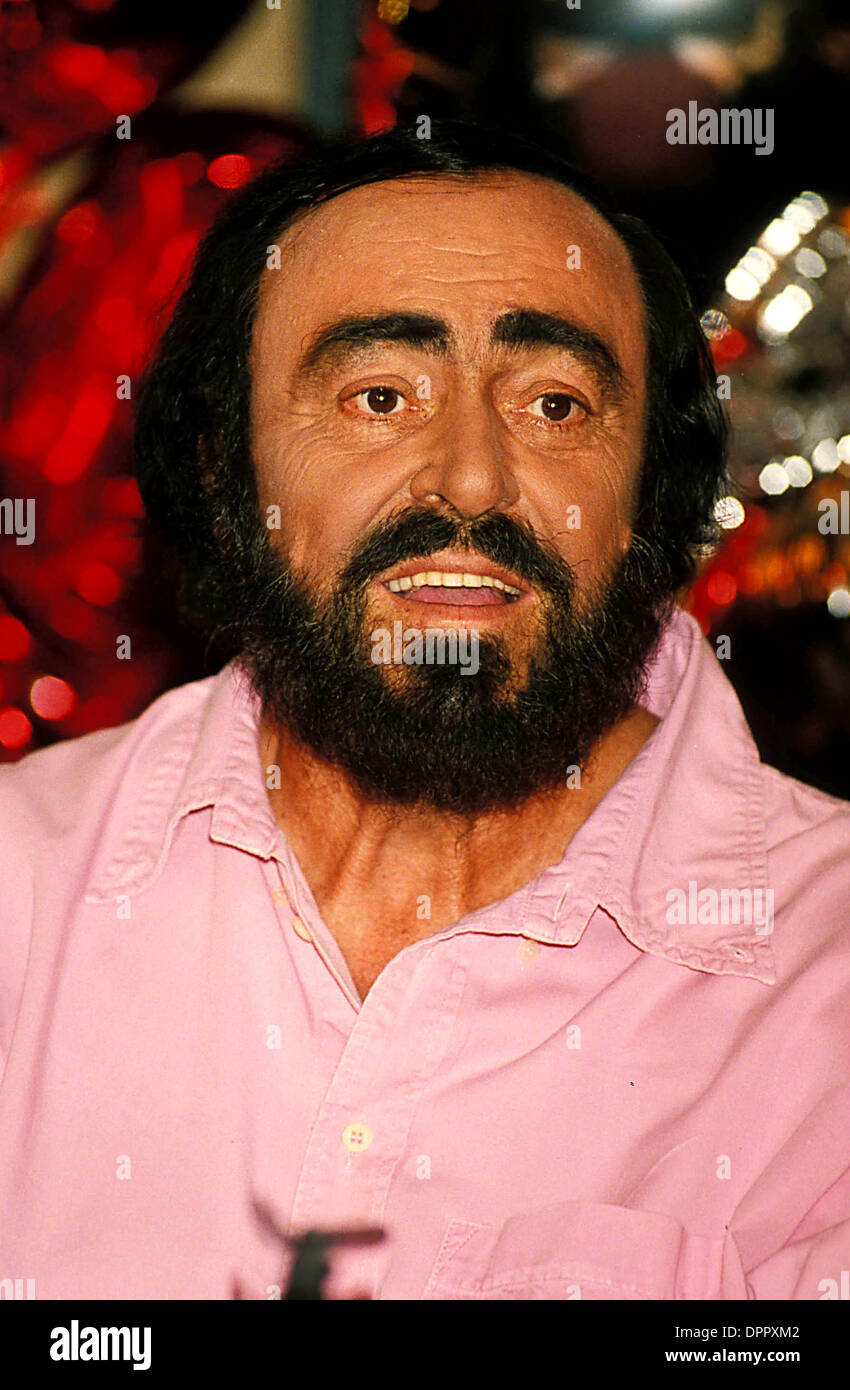 17 août 2006 - Luciano Pavarotti . UPPA - - 1999.LUCIANOPAVAROTTIRETRO(Image Crédit : © Globe Photos/ZUMAPRESS.com) Banque D'Images