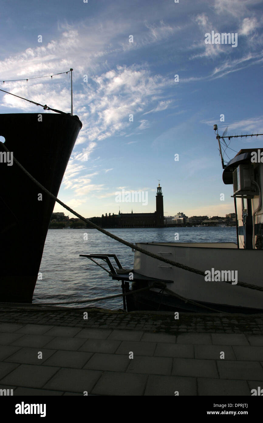 Mar 05, 2009 - Stockholm, Suède - La couche d'ozone au-dessus de la Suède en février atteint une épaisseur depuis des décennies, selon l'Institut météorologique suédois SMHI. À la station de Vindeln dans le nord de la Suède, où les mesures ont débuté en 1991, un niveau record de 437 DU a été enregistré. "Nous avons d'aller aussi loin pour les mesures prises en Suède entre 1951 et 1966' à f Banque D'Images