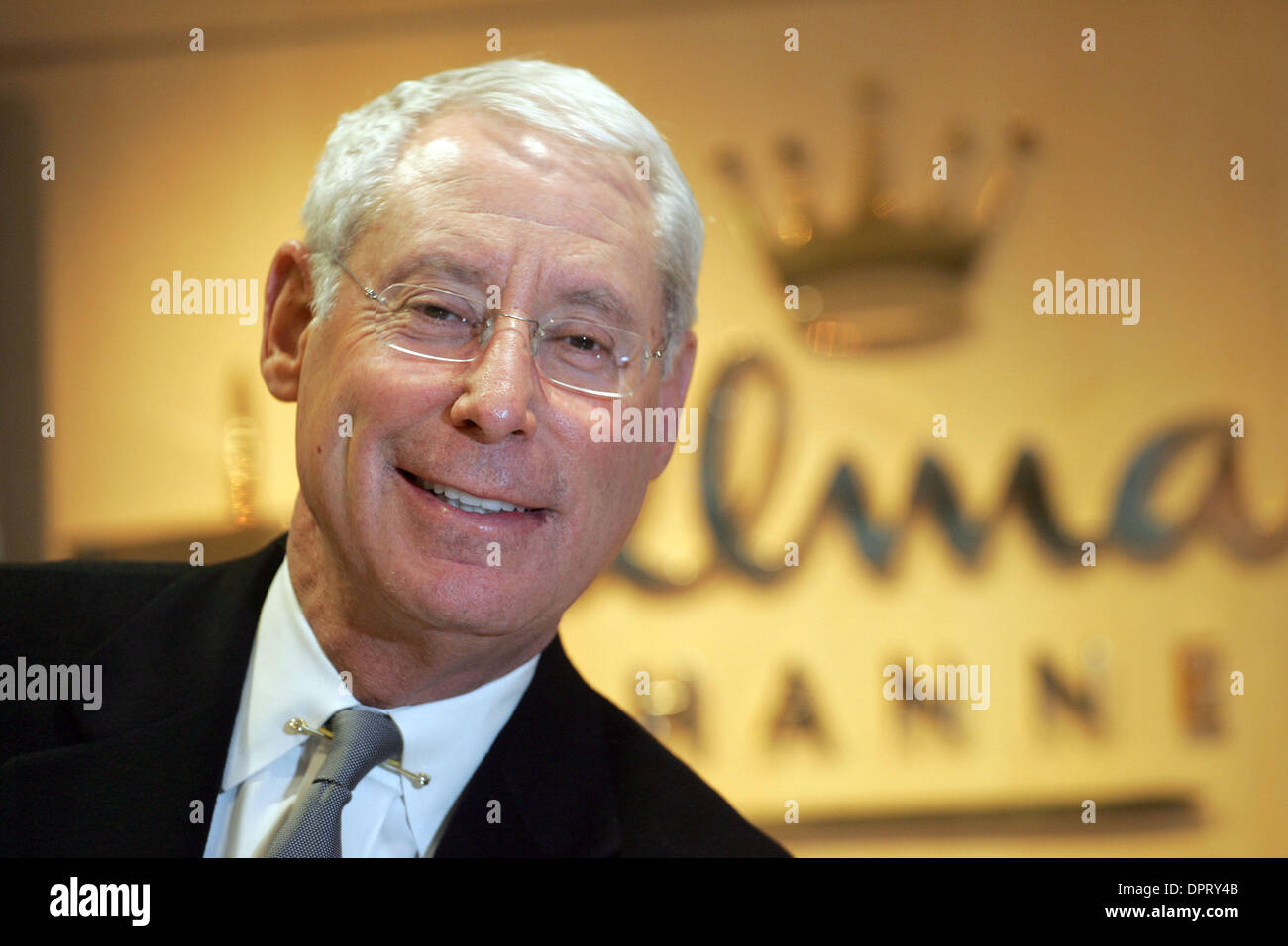 Jan 31, 2009 - Los Angeles, Californie, USA - HENRY SCHLIEFF, président-directeur général d'Hallmark Channel et Hallmark Movie Channel. (Crédit Image : © Ringo Chiu/ZUMA Press) Banque D'Images