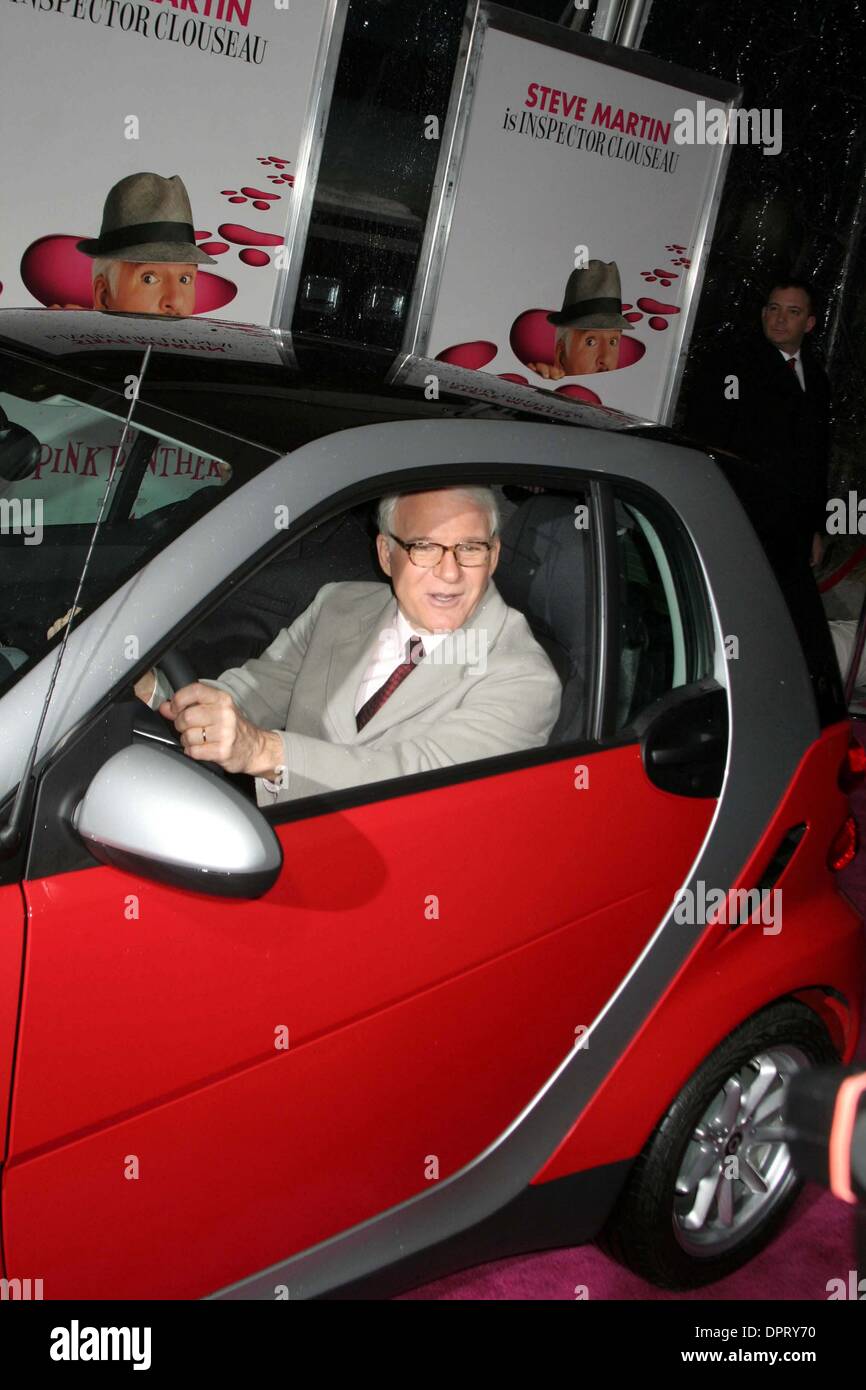 K60866ML.''La panthère rose 2''-PREMIÈRE MONDIALE ZIEGFELD THEATRE DE NEW YORK, 3 février 2009.PHOTO DE MITCHELL LEVY-télémétriques-GLOBE PHOTOS.STEVE MARTIN (crédit Image : © Christy Bowe/Photos/ZUMAPRESS.com) Globe Banque D'Images