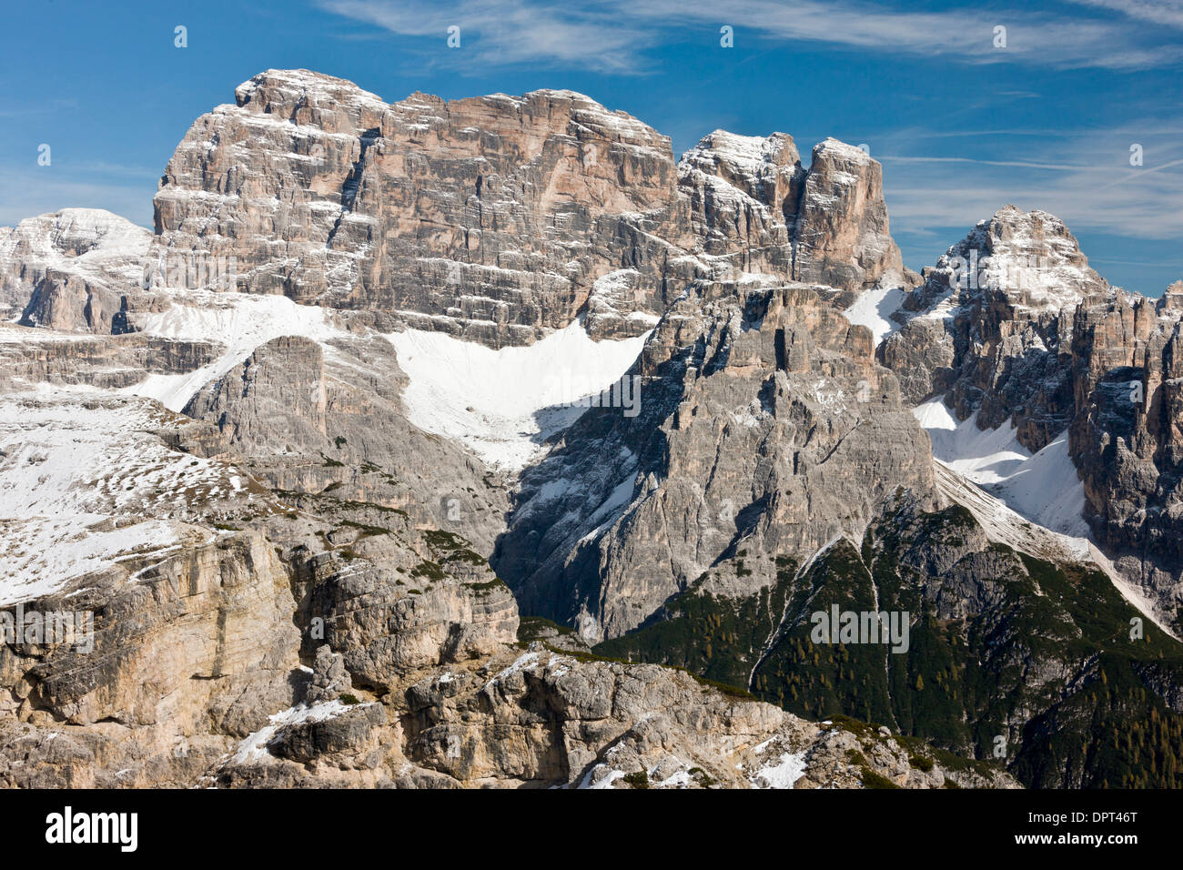 Haut de la dolomite peaks dans la Sextener Dolomites, Dolomites, Italie du nord. Banque D'Images