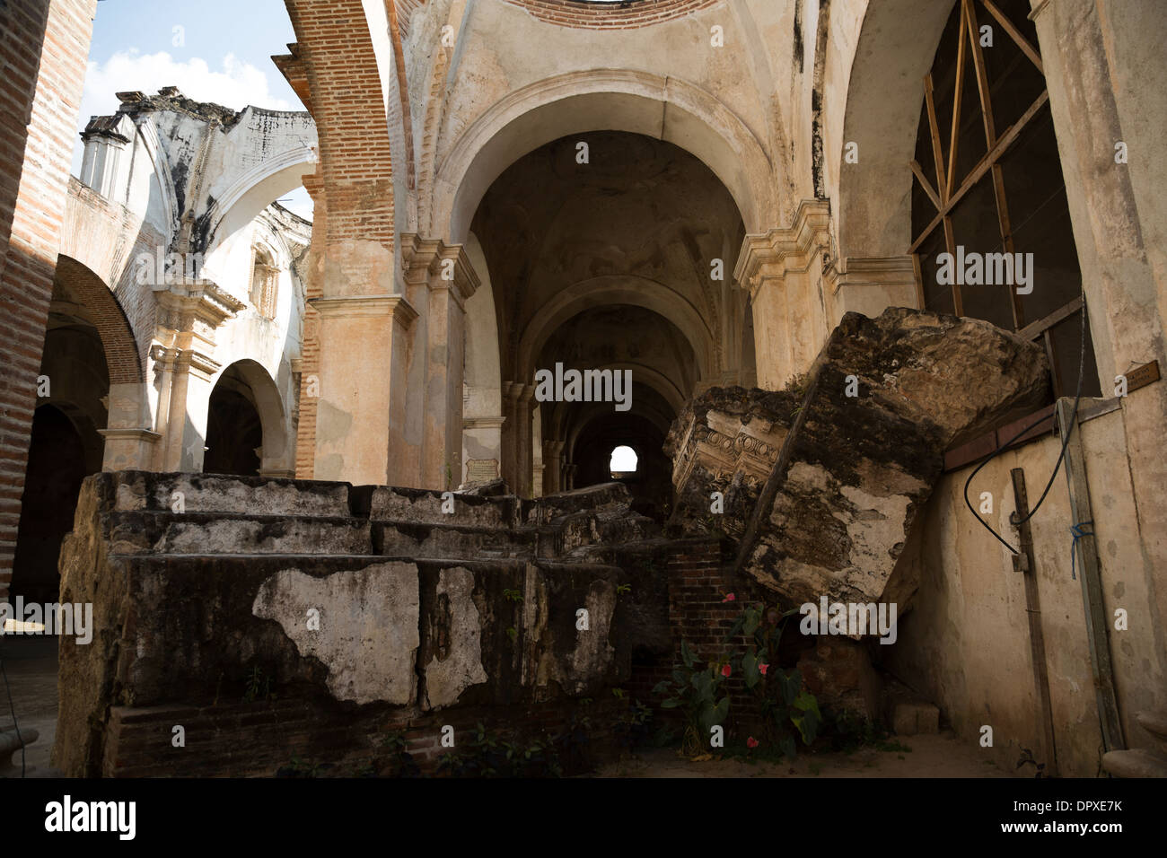 Ruines de la cathédrale en Antigua Guatemala Banque D'Images