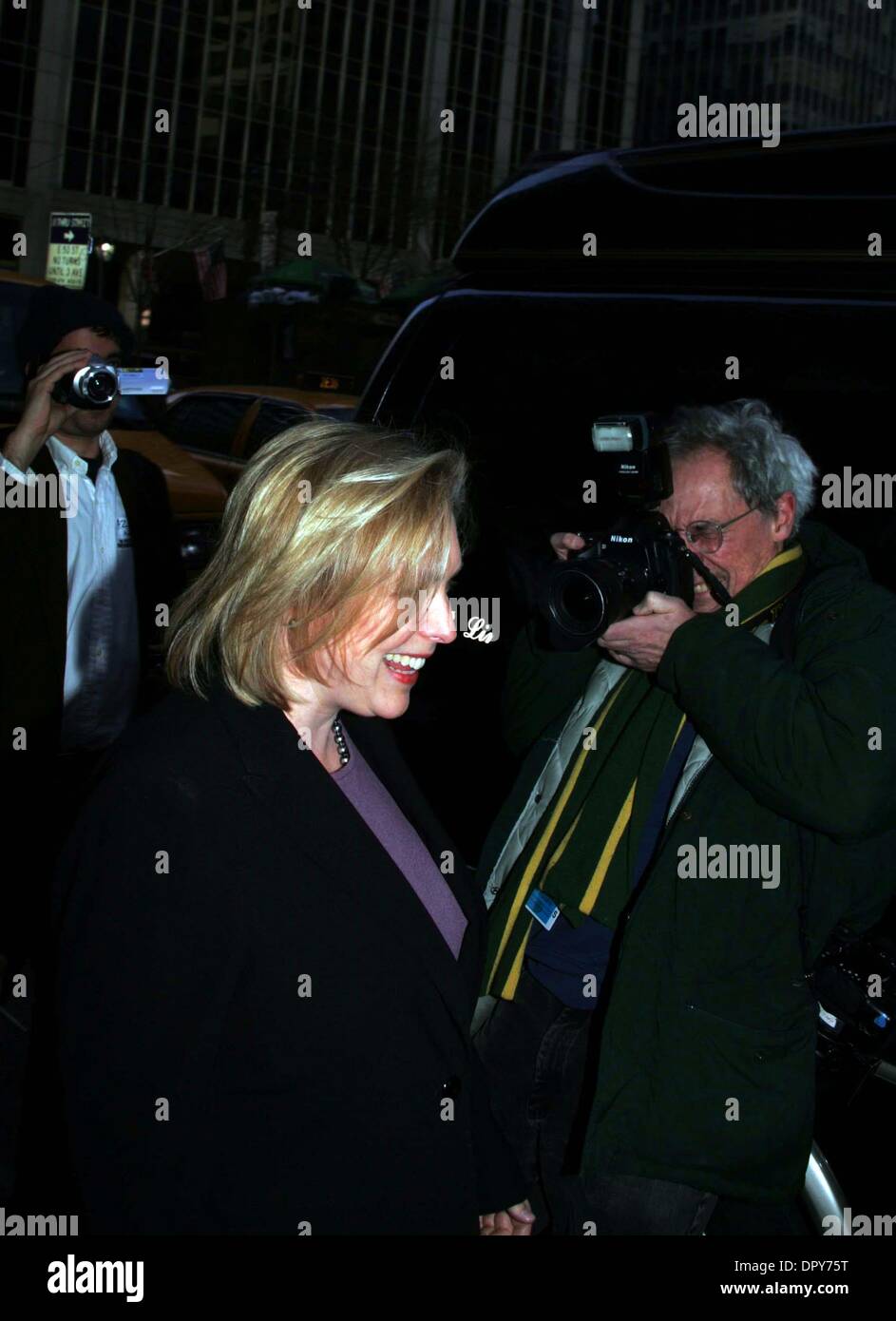 KIRSTEN GILLIBRAND laissant le Waldorf Astoria APRÈS CONFÉRENCE DE PRESSE .Waldorf Astoria Hotel, NEW YORK CITY 01-25-2009.PHOTOS PAR RICK MACKLER TÉLÉMÉTRIQUES-GLOBE PHOTOS INC.Â©2009.KIRSTEN GILLIBRAND .K60943RM (crédit Image : © Rick Mackler/Photos/ZUMAPRESS.com) Globe Banque D'Images